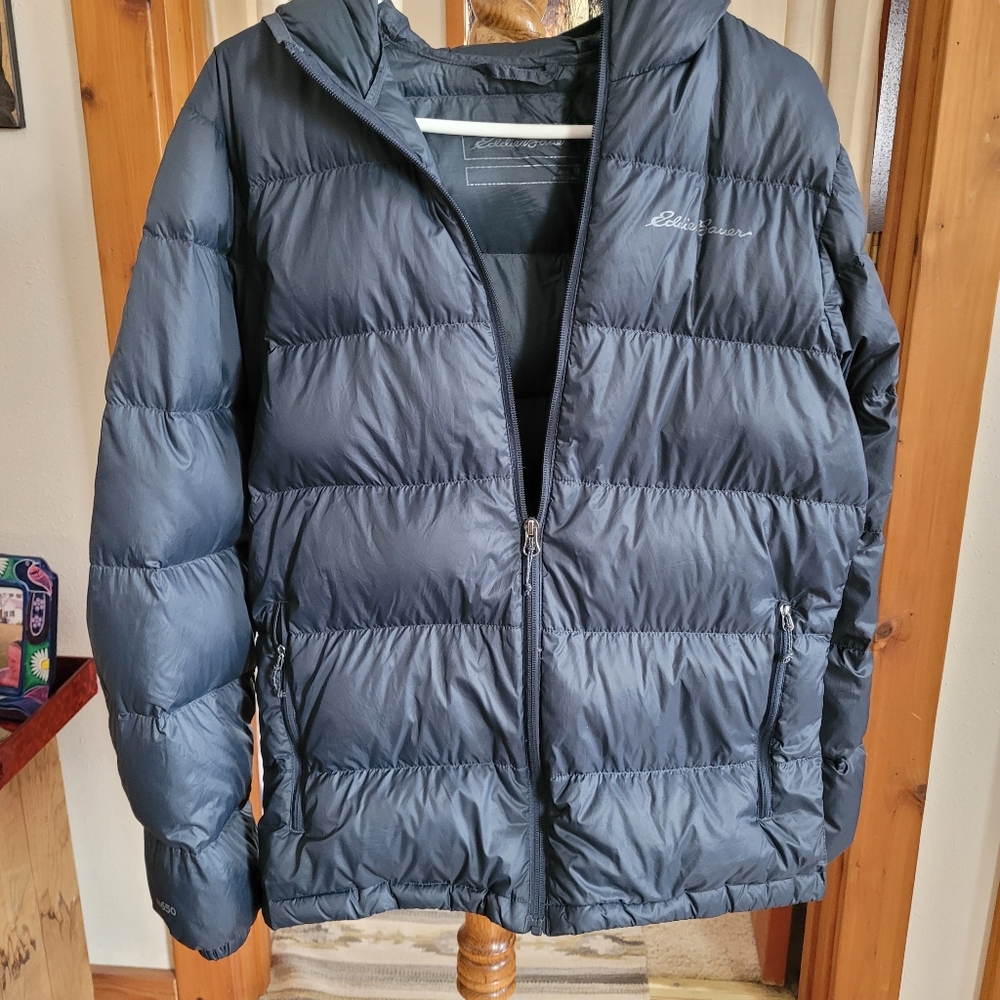 Eddie Bauer Blue Down 650 Quilted, Hooded Jacket, Mens M, Excellent Condition